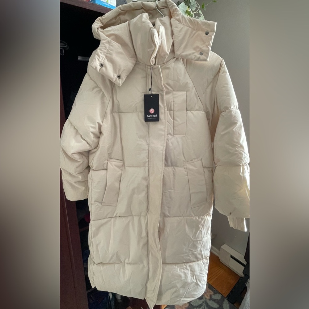 GetMod Elegant Cream Puffer Coat Large NWT
